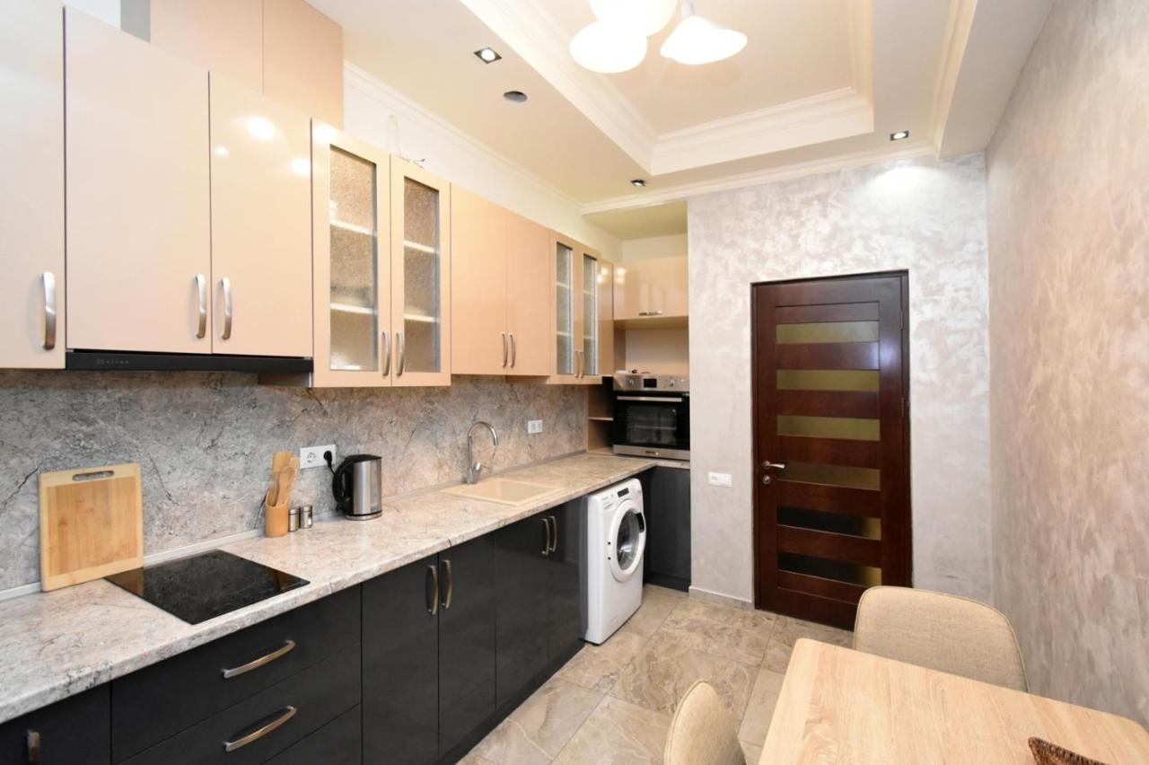 Malibu Apartment Yerevan Exterior photo